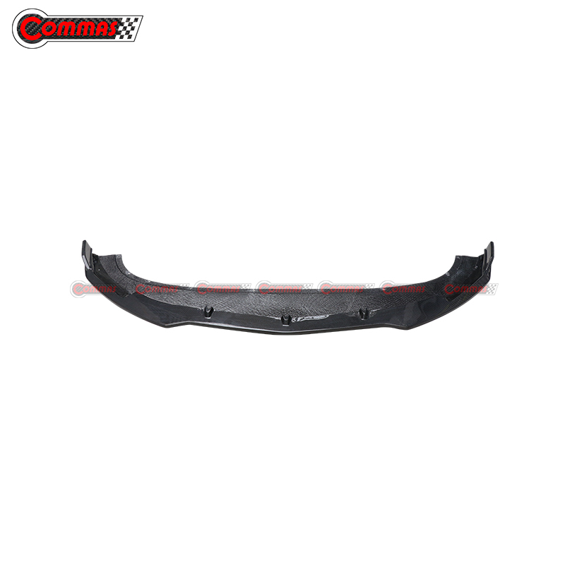 Lamborghini URUS upgraded to 1016 dry carbon fiber wide bodykit