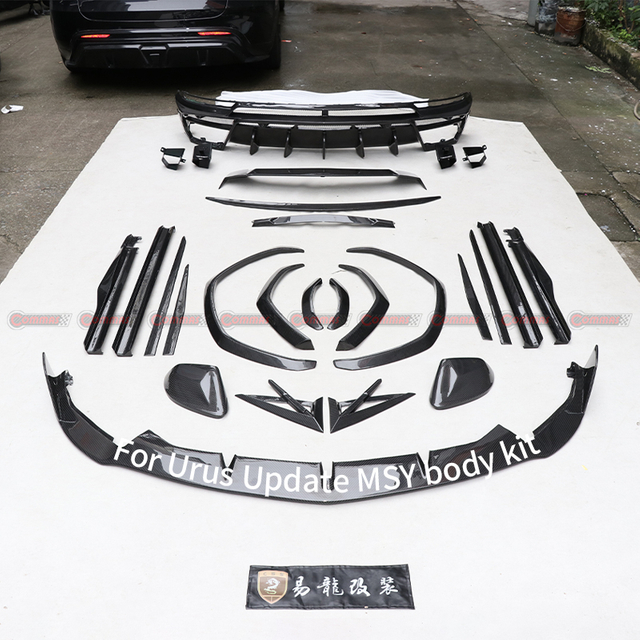 Lamborghini URUS mansory dry carbon fiber body kit