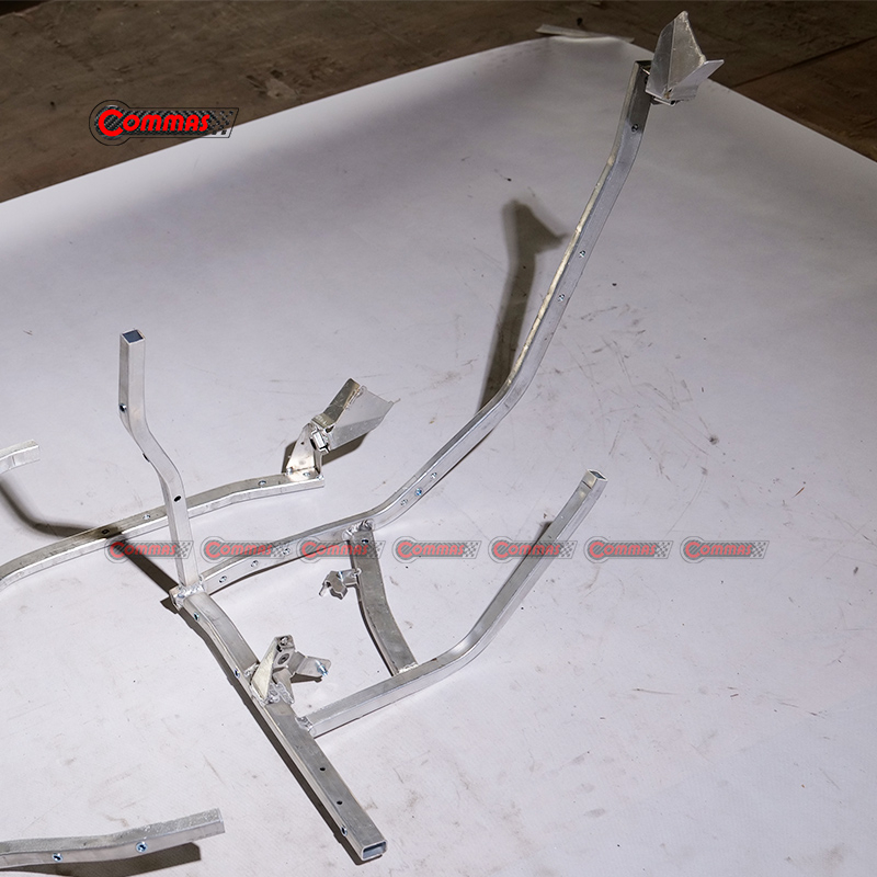 Ferrari F8 original disassembly silver Automobile water tank bracket