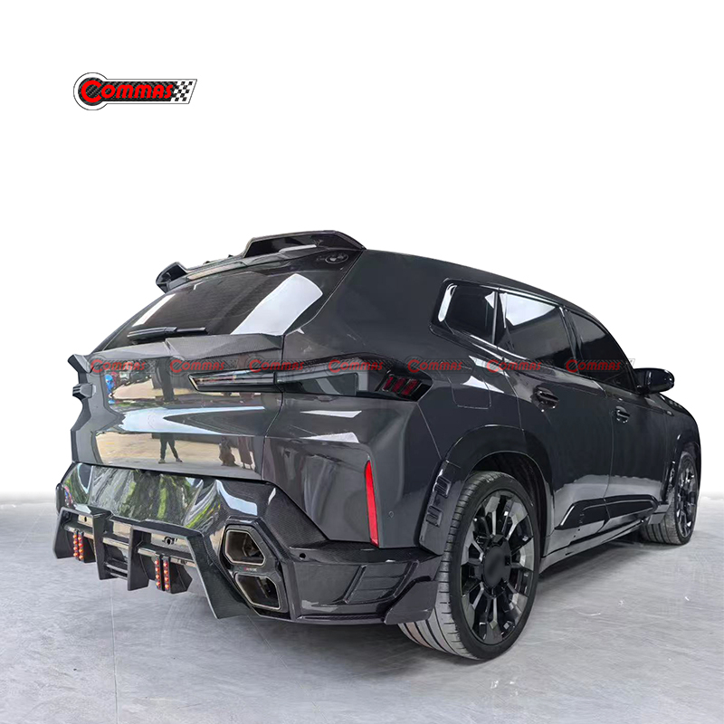 BMW XM Larte dry carbon fiber bodykit