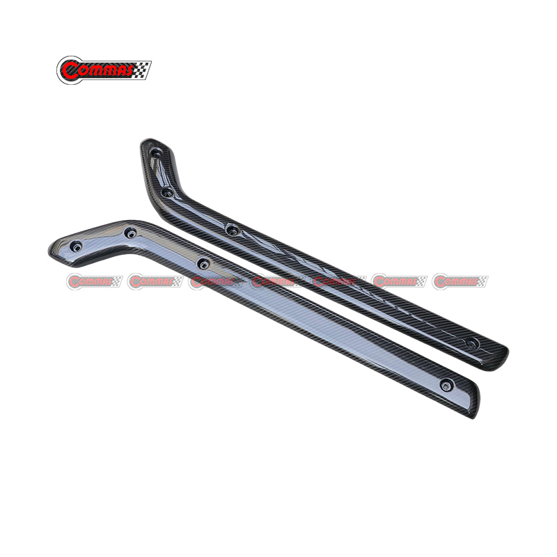 Land Rover Defender Original dry carbon fiber interior