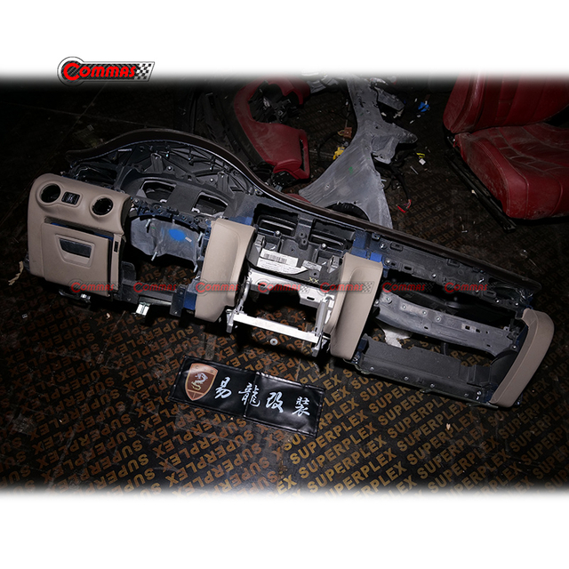 Maserati Quattroporte original disassembly dashboard