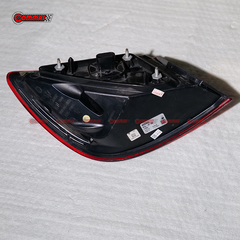 Maserati Quattroporte original disassembly outside tail lamp