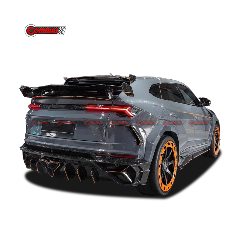 Lamborghini URUS mansory.2 dry carbon fiber bodykit