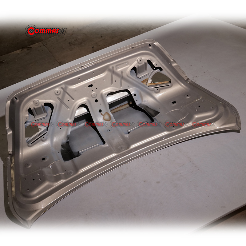 Maserati Quattroporte original disassembly trunk lid