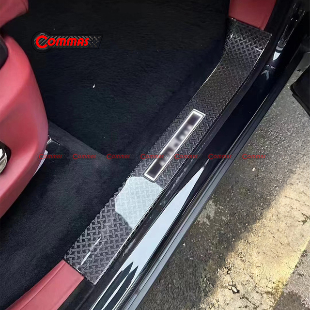 Rolls-Royce Cullinan Black Badge dry carbon fiber pedal